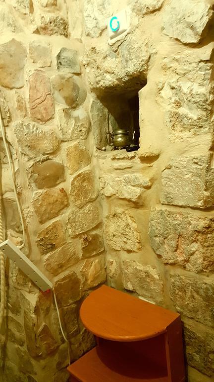 Bab El-Silsileh Hostel Jerusalem Ngoại thất bức ảnh