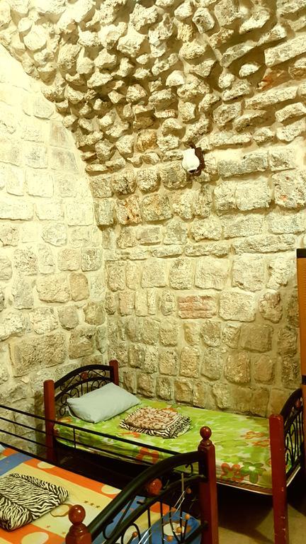 Bab El-Silsileh Hostel Jerusalem Ngoại thất bức ảnh